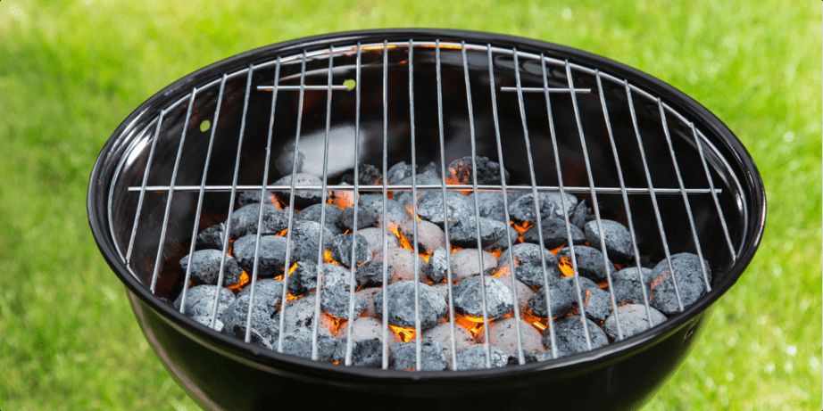 Air vents let air to circulate over the coals.